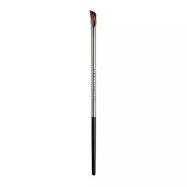 UD PRO Angled Lip Brush