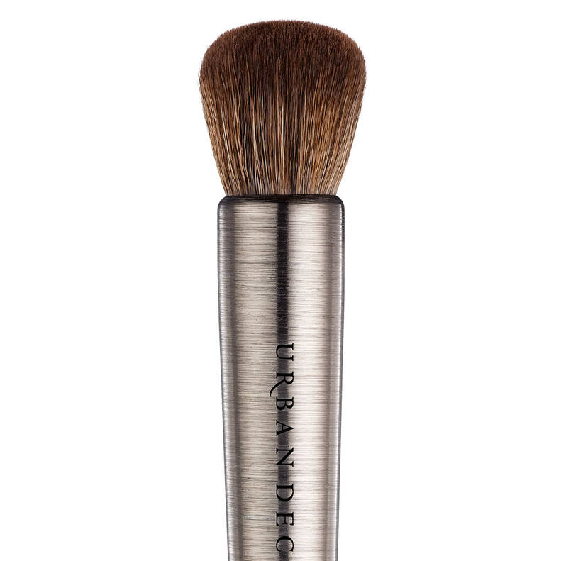 UD Pro Optical Blurring Brush Makeup Brush Urban Decay