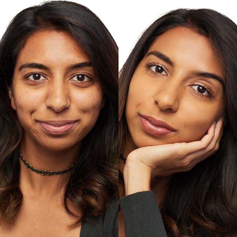 Stay Naked Weightless Liquid Foundation
