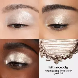 Chrome Melts High-Pigment & Freeze-Dried Metallic Eyeshadow