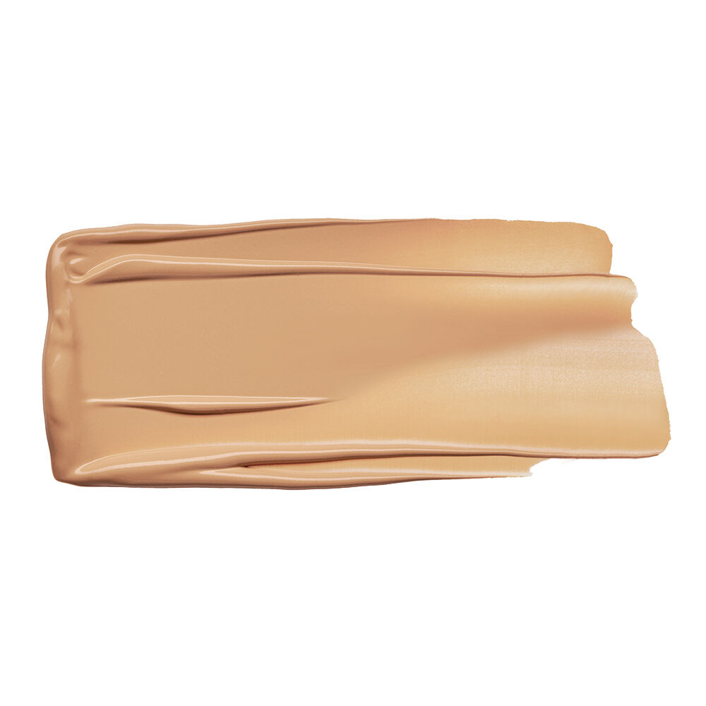 Stay Naked Weightless Liquid Foundation