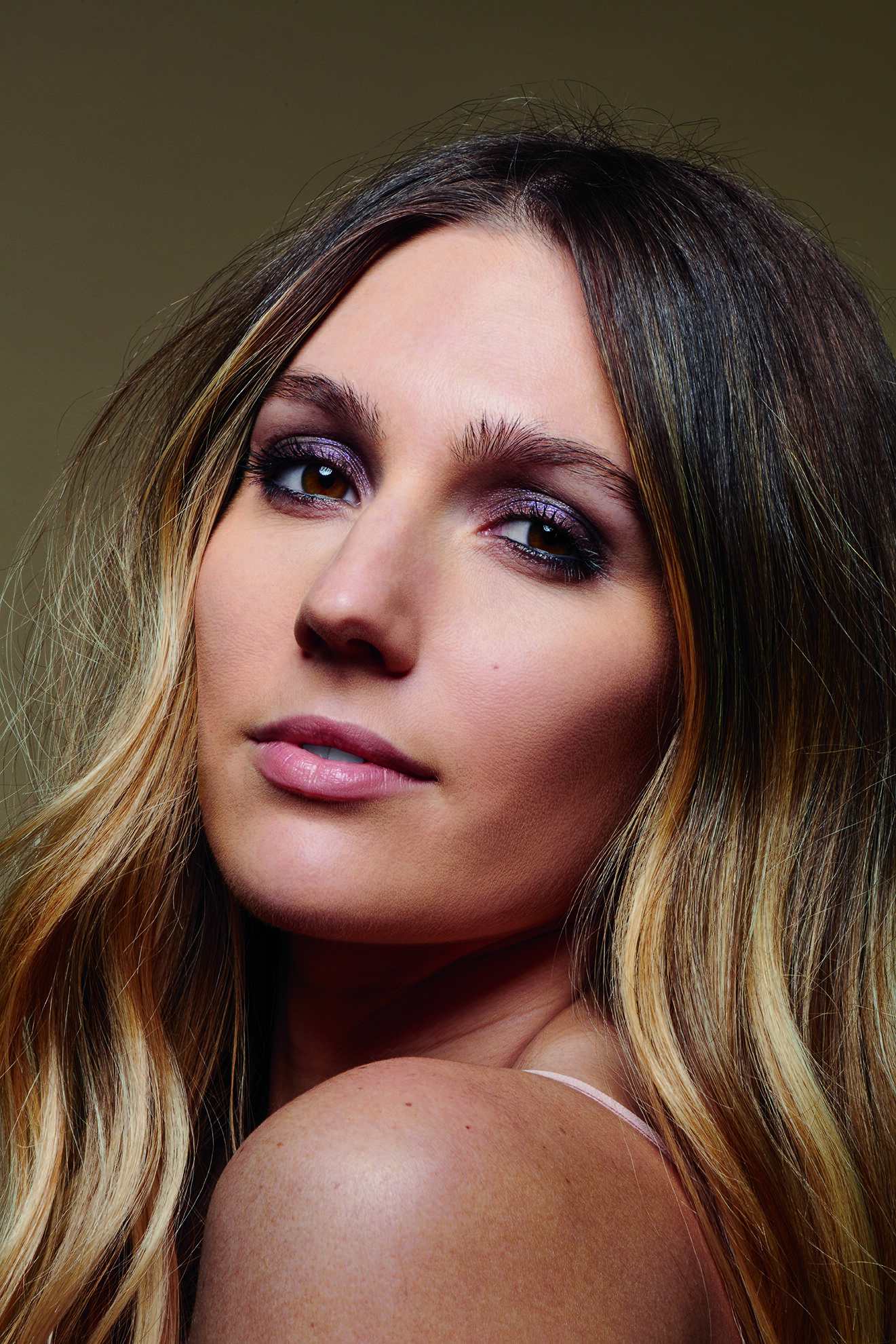 All Nighter Liquid Foundation