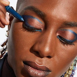 24/7 Eyeshadow Stick