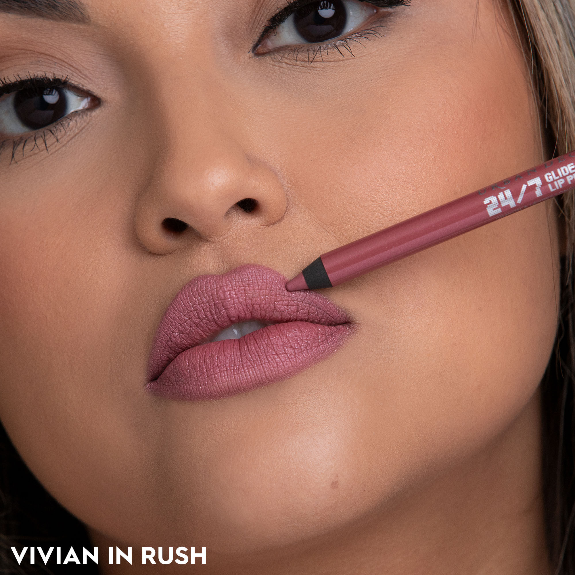 24/7 Glide-On Waterproof Lip Liner